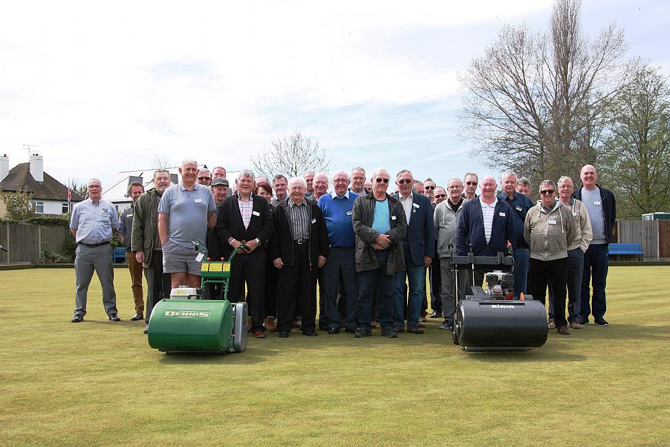 Article - 2018-Dennis-and-SISIS-bowling-green-maintenance-seminars-finish-in-style