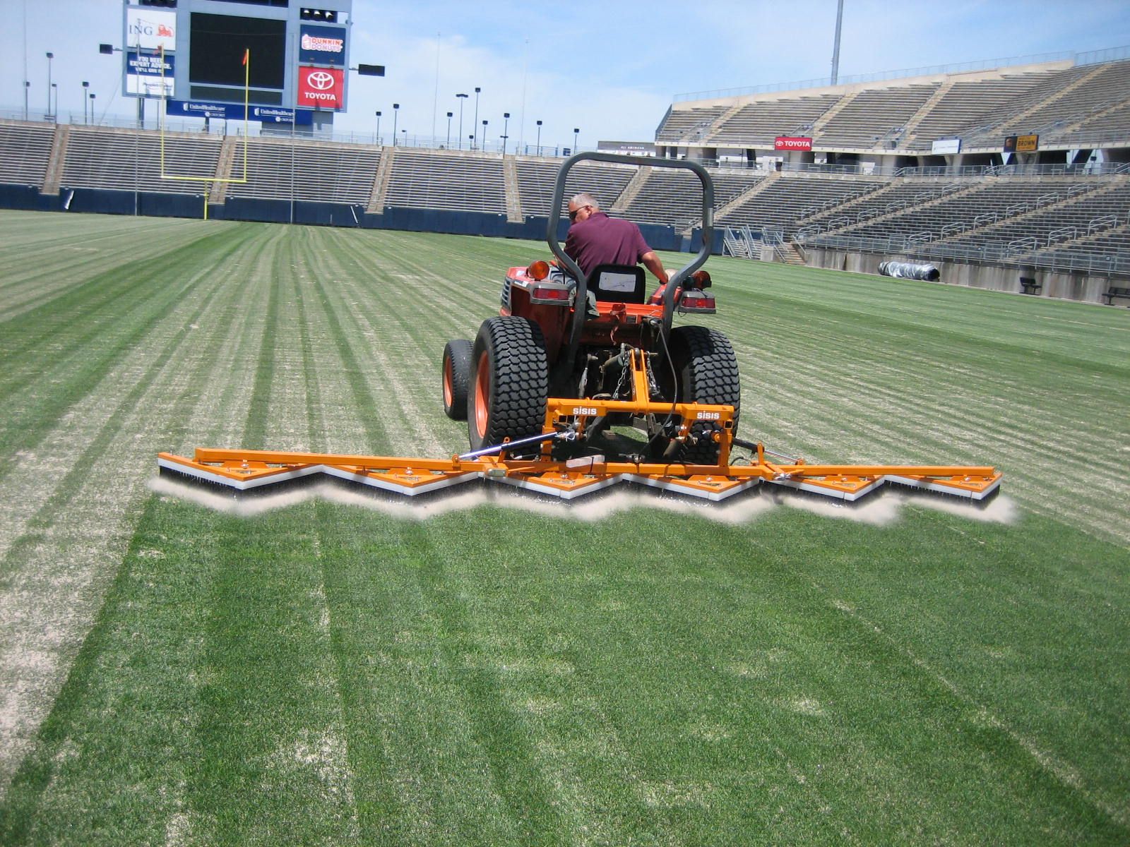 Flexibrush on synthetics Rentschler Field CT 006.jpg